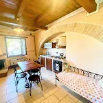 Poolside - Sleeps 24 Вилла *