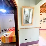 Poolside - Sleeps 24 Сполето