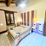 Poolside - Sleeps 24 Вилла