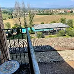 Вилла Poolside - Sleeps 24 *