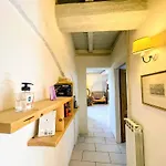 Poolside - Sleeps 24 Вилла Сполето