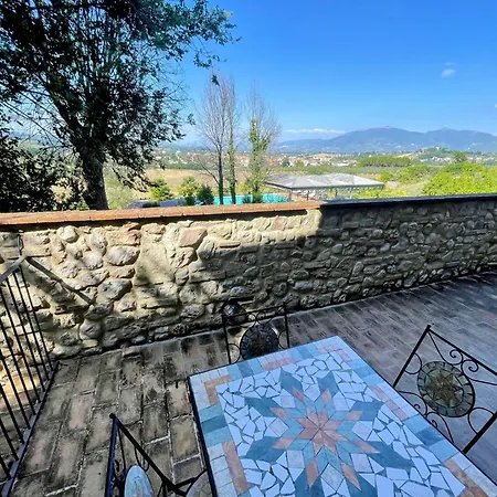 Villa Poolside - Sleeps 24