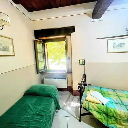 Poolside - Sleeps 24 * Spoleto