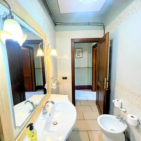 Poolside - Sleeps 24 Villa Spoleto