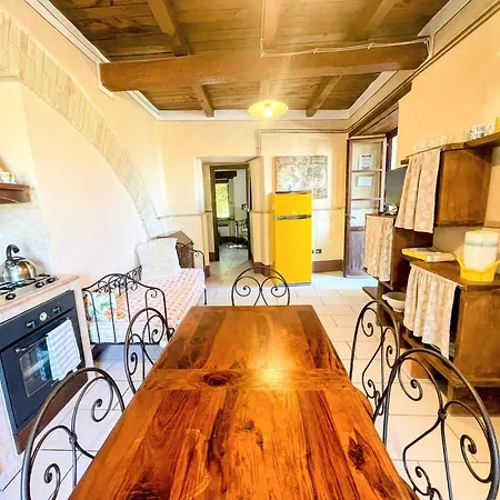 Villa Poolside - Sleeps 24