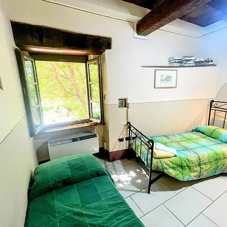 Poolside - Sleeps 24 Villa *