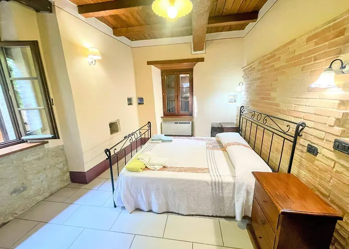 Poolside - Sleeps 24 Villa *