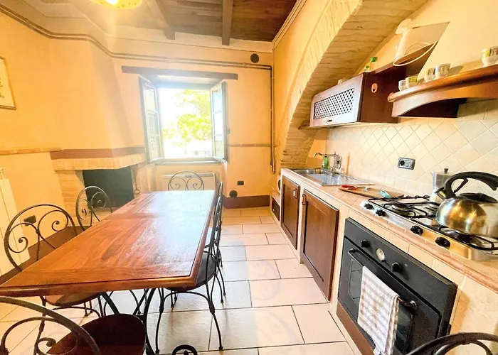 Poolside - Sleeps 24 * Spoleto