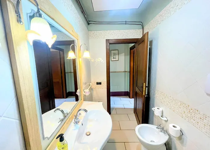 Poolside - Sleeps 24 Villa Spoleto