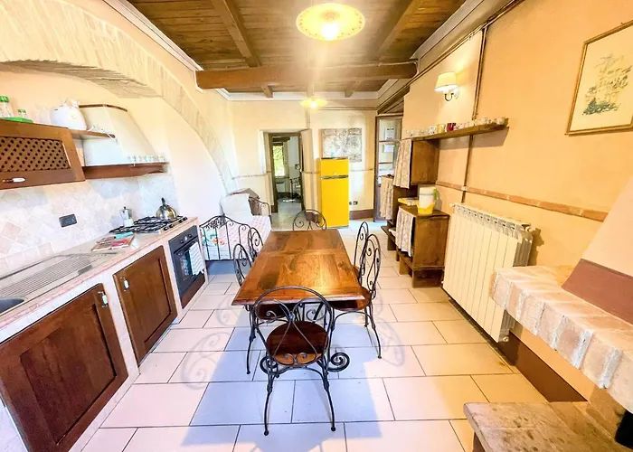 Villa Poolside - Sleeps 24