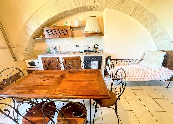 Villa Poolside - Sleeps 24 *