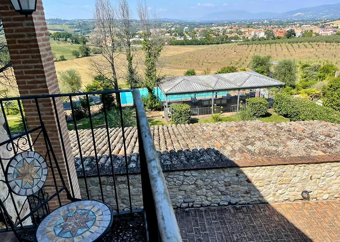 Villa Poolside - Sleeps 24 *