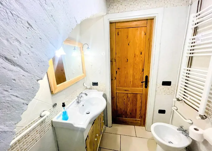 Villa Poolside - Sleeps 24