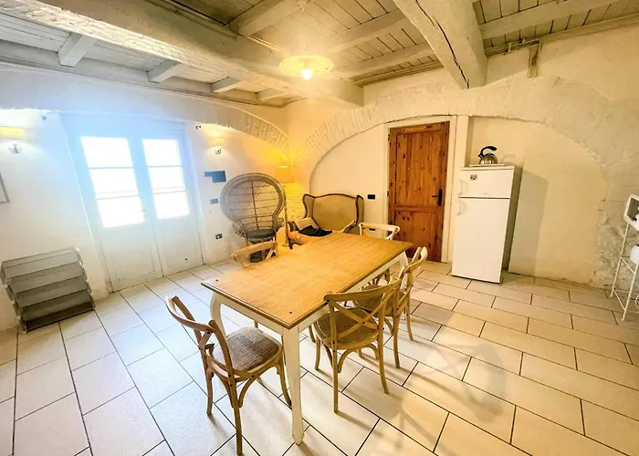 Poolside - Sleeps 24 * Spoleto