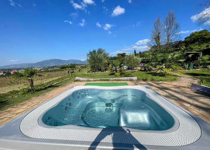 Poolside - Sleeps 24 *